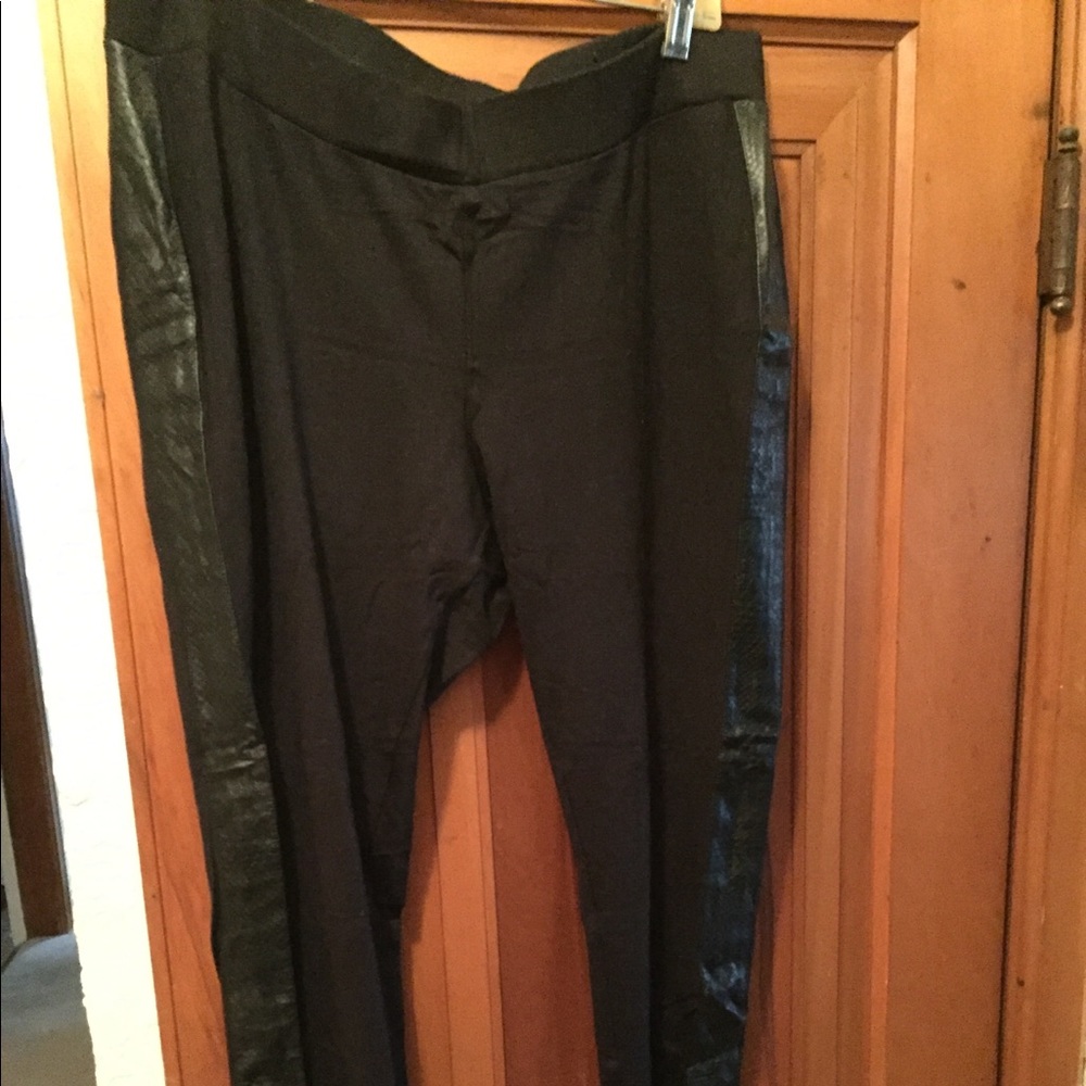 Black leggings